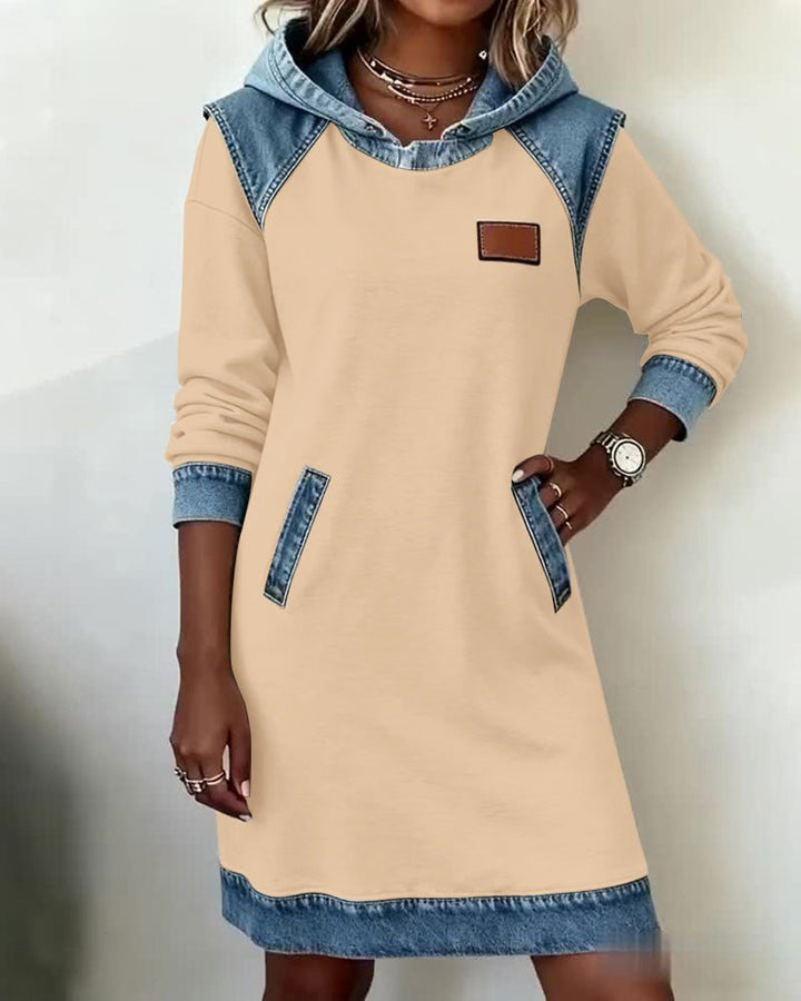 Giada | Abito Casual con Cappuccio e Dettagli in Denim