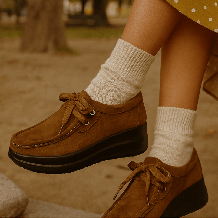 Tonja | Scarpe in Camoscio con Lacci