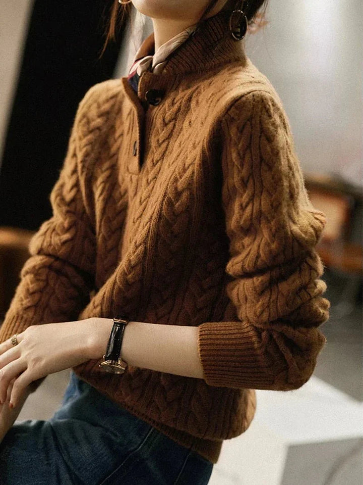 Carla | Maglione in Maglia Intrecciata con Bottoni