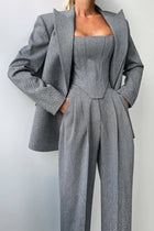 Dolce – Completo a Tre Pezzi con Blazer Doppiopetto