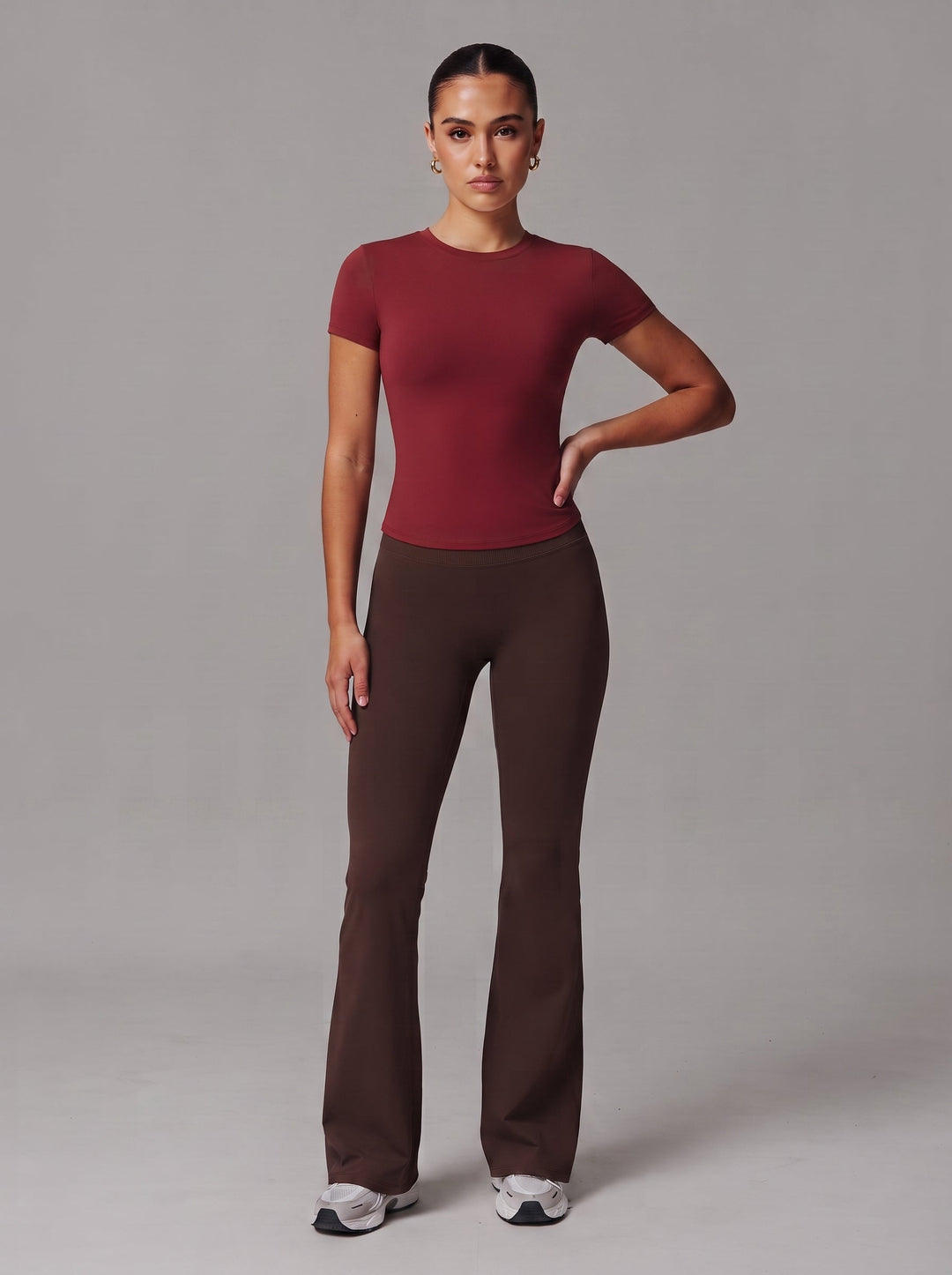 T-shirt girocollo da donna, vestibilità aderente
