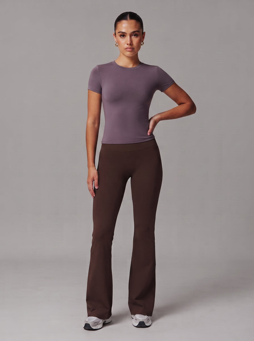 T-shirt girocollo da donna, vestibilità aderente
